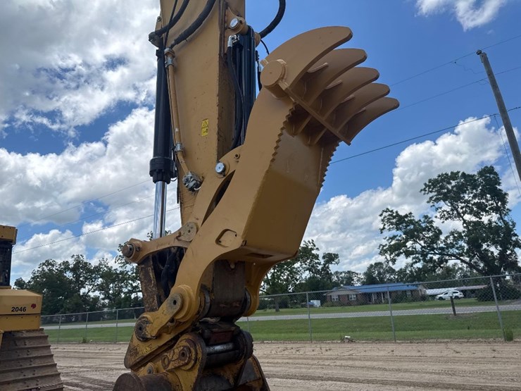 2014-caterpillar-336fl-image-23