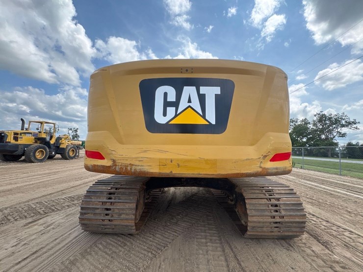 caterpillar-320gc-image-8