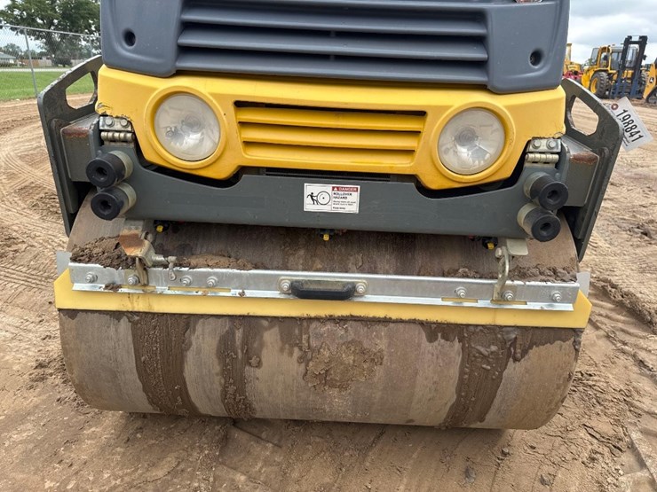 2018-wacker-neuson-rd28-120-image-11