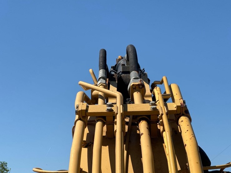 2012-caterpillar-320el-image-40