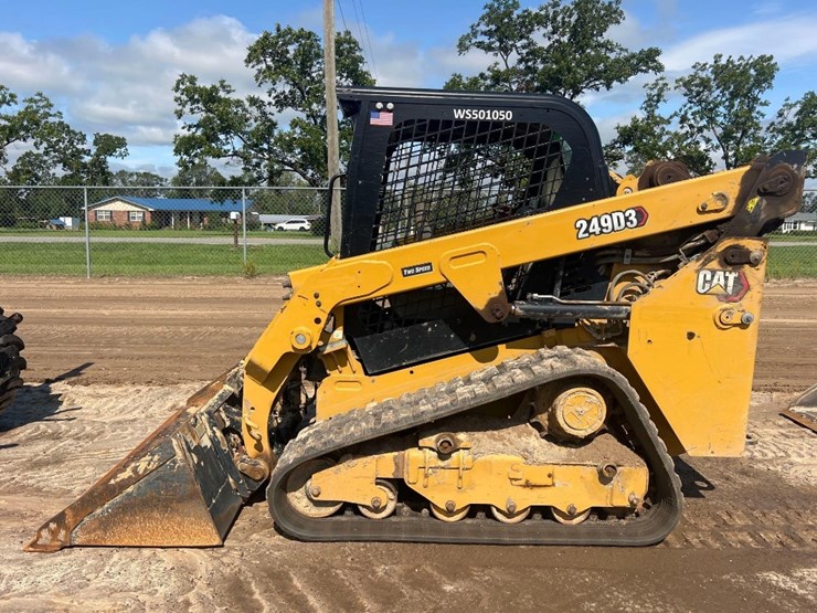 2022-caterpillar-249d3-image-1