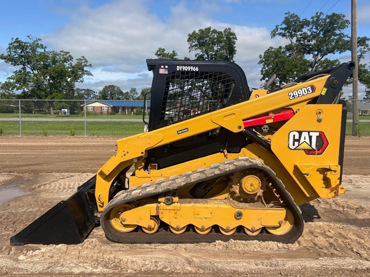 2023-caterpillar-299d3-image-1