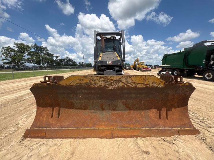 2022-caterpillar-d4-lgp-image-3