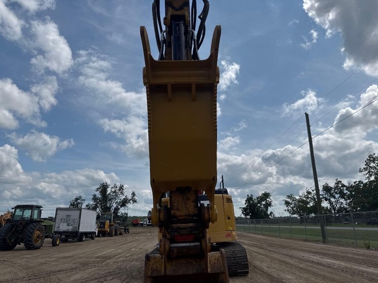 caterpillar-320gc-image-28
