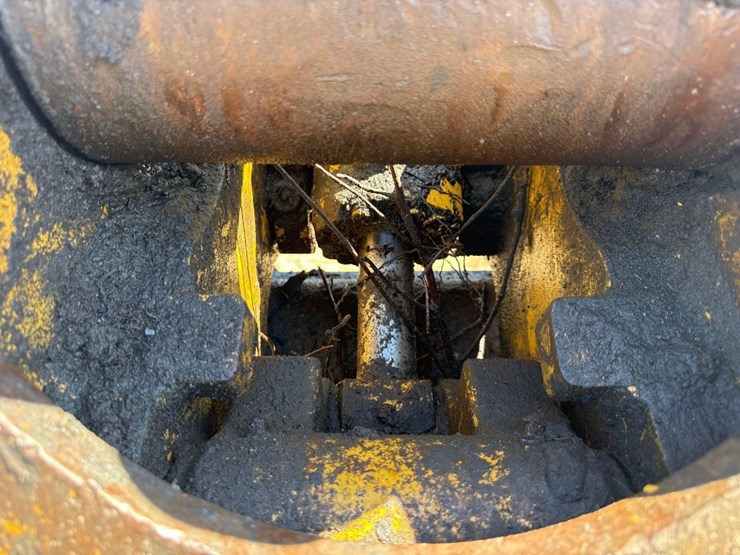 2012-caterpillar-320el-image-10