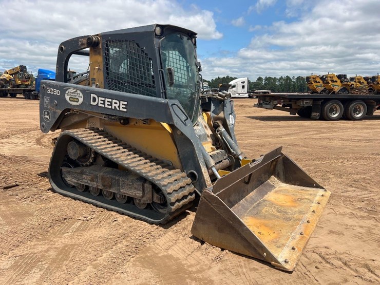 2012-deere-333d-image-6