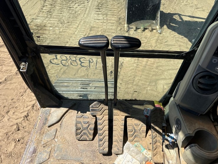 2012-caterpillar-320el-image-51