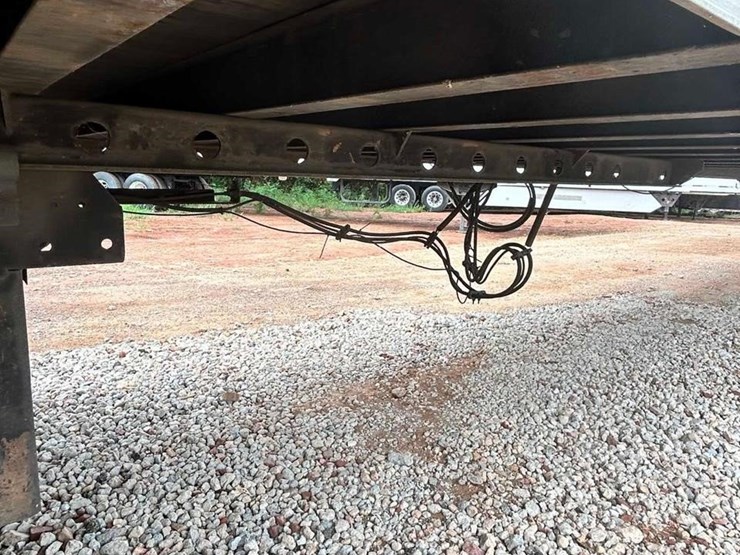 2010-utility-53ft-t/a-van-trailer-image-24