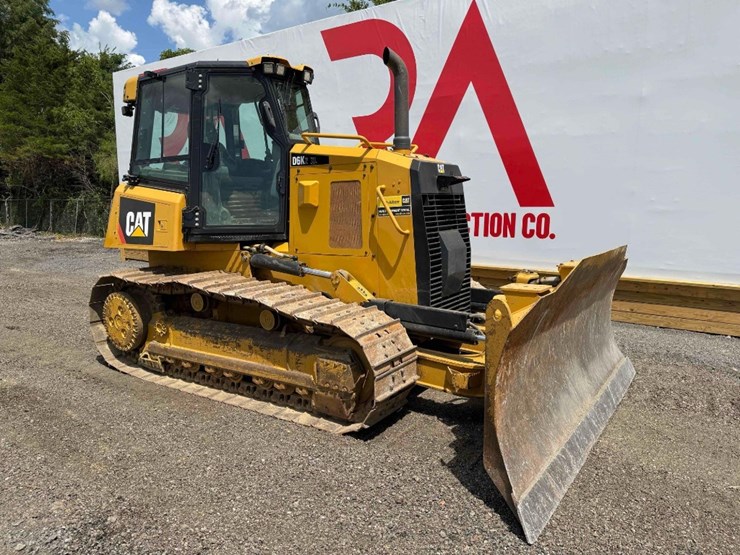 2016-caterpillar-d6k-image-8
