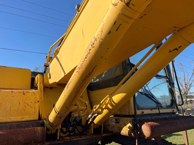 komatsu-pc200-lc-8-image-14