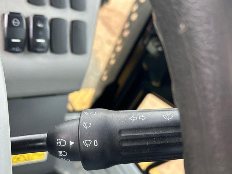 2018-caterpillar-420f2-it-image-59