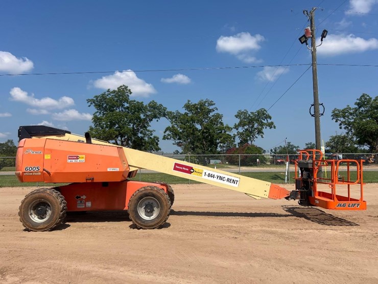 2008-jlg-600s-image-1