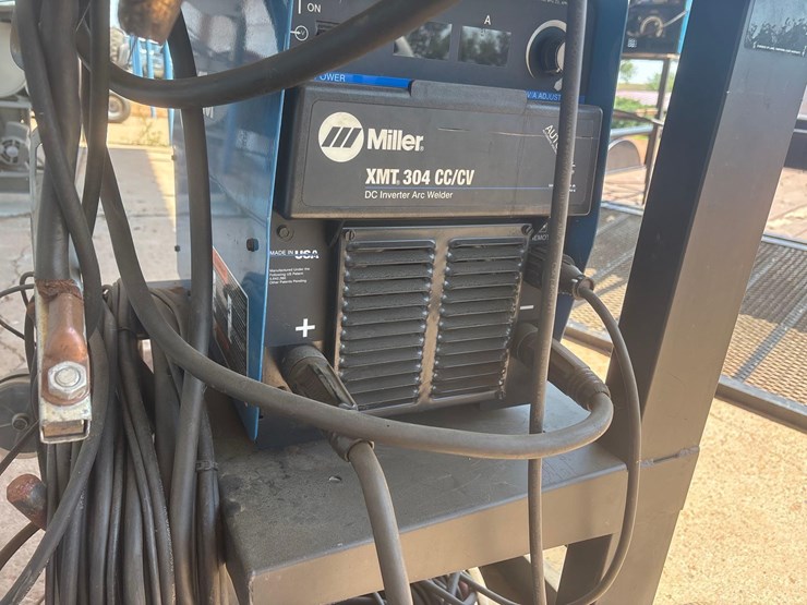 miller-xmt-welder-image-5