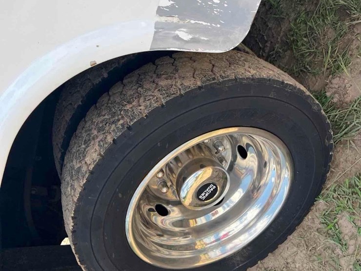 2018-ford-f550-xl-image-27