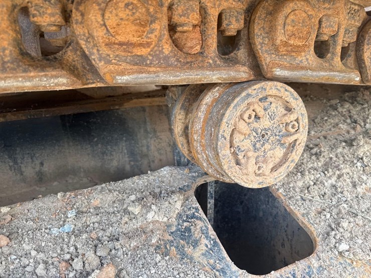 2014-caterpillar-336fl-image-11