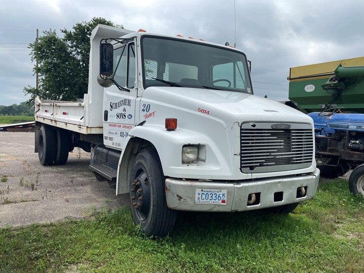 #1013-•-1992-freightliner-cummins-(has-mn-title)-image-3