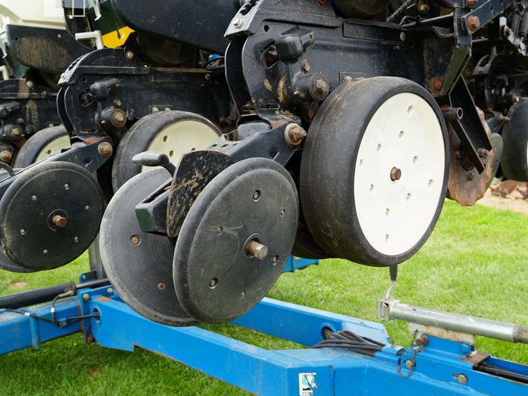 kinze-3500-image-16