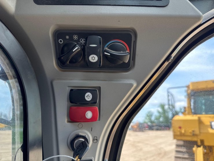 2018-caterpillar-289d-image-42