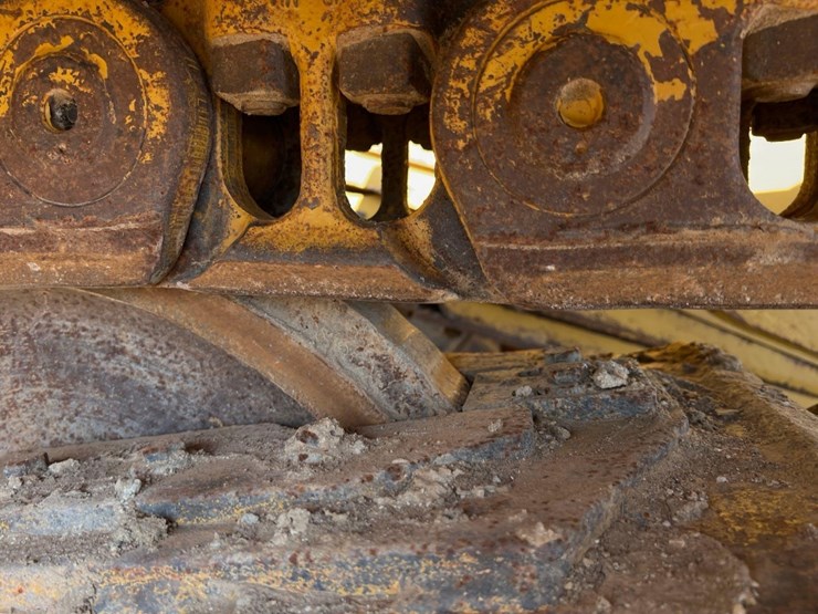 2008-caterpillar-d6t-lgp-image-12