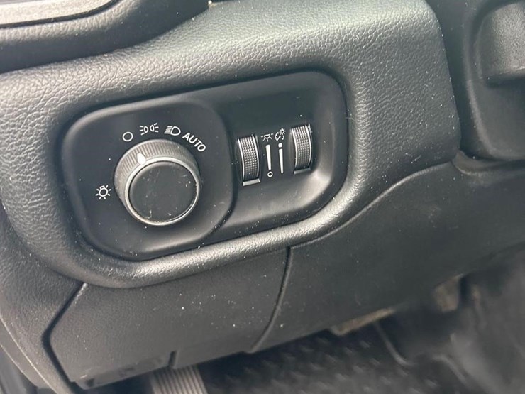 2021-ram-5500-hd-image-37