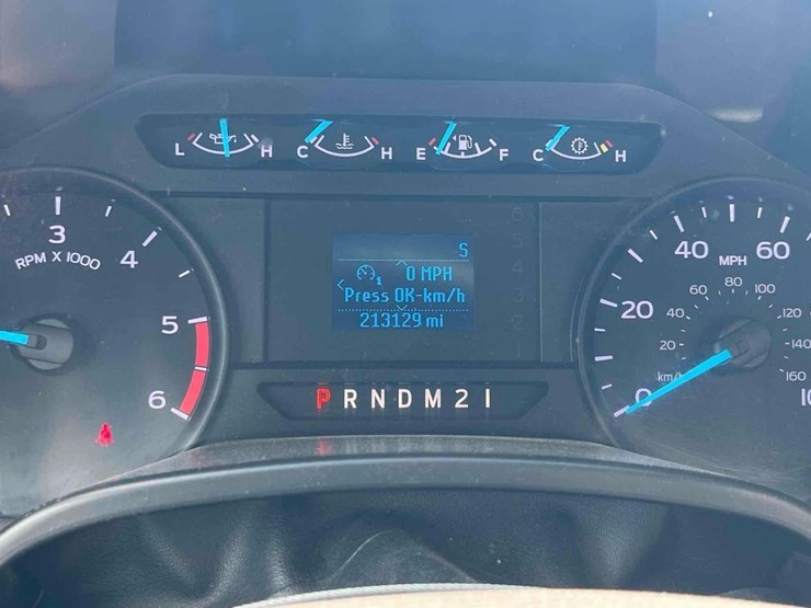2018-ford-f550-xl-image-35
