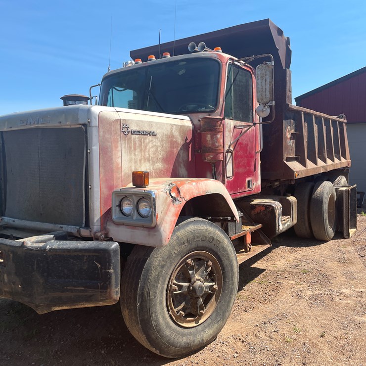 #3606 • 1978 GMC Tandem Axle Dump Truck (Has WI Title)