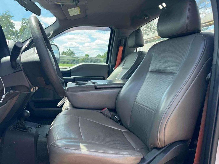 2018-ford-f550-xl-image-30