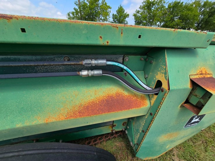 john-deere-350-image-14