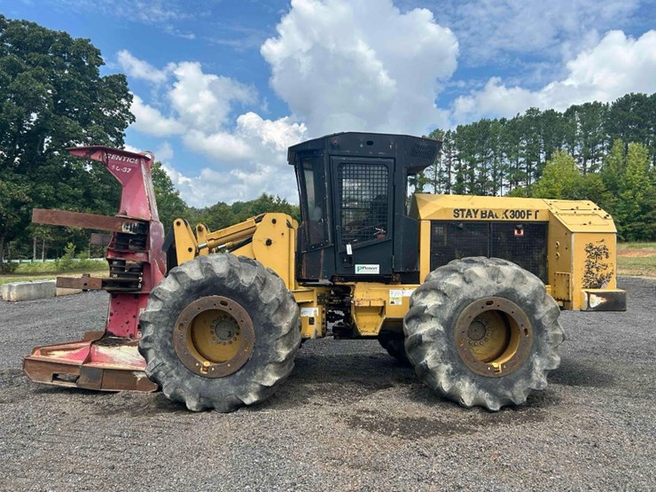 caterpillar-573-image-1