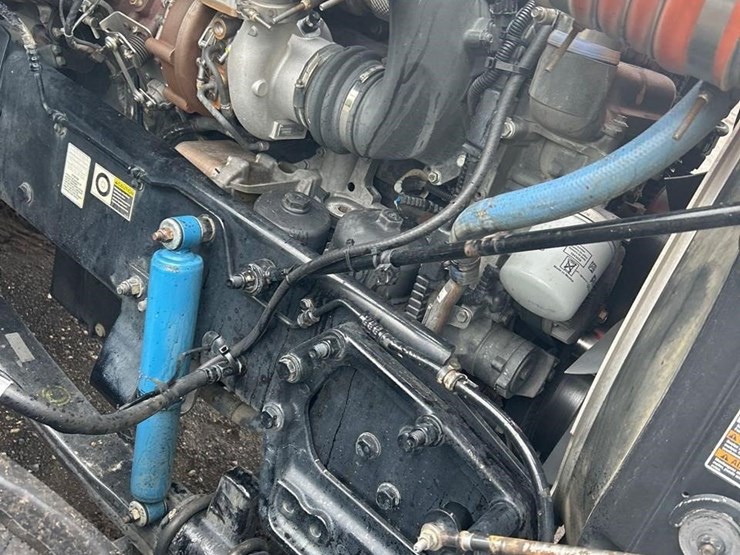 2018-peterbilt-567-image-54