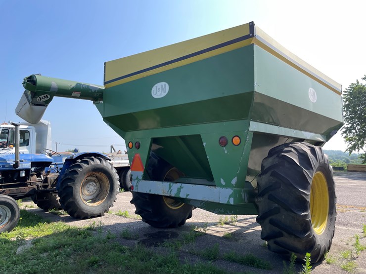 #1057-•-j-&-m-grain-cart-image-7