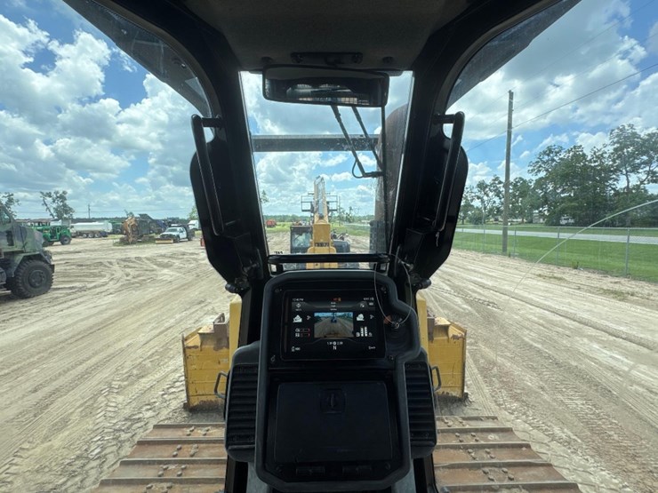 2022-caterpillar-d4-lgp-image-34