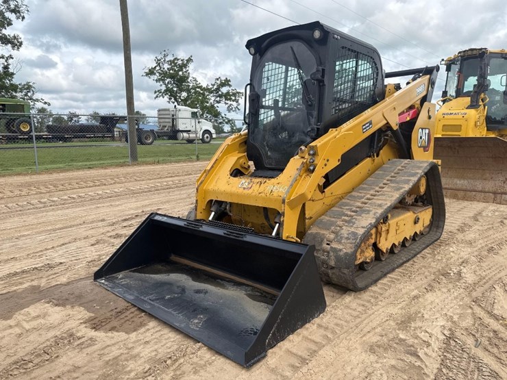 2022-caterpillar-299d3-image-2