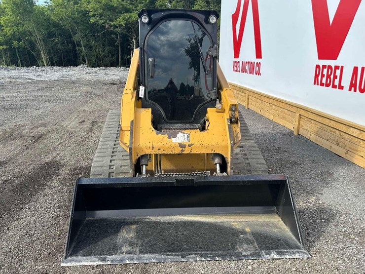 2015-caterpillar-279d-image-39