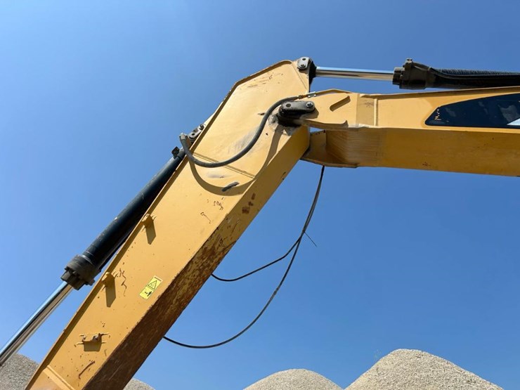 2011-caterpillar-329dl-image-18