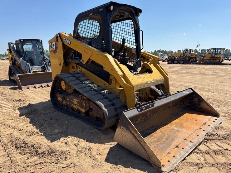 2020-caterpillar-279d3-image-4