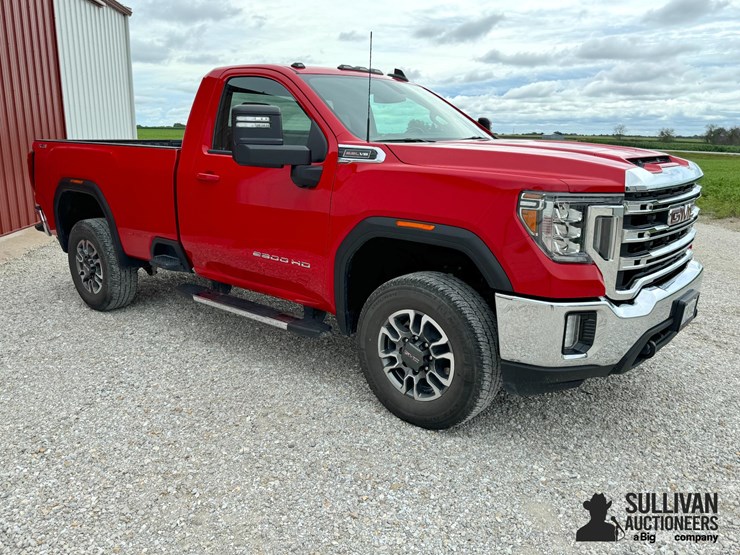 2023-gmc-2500hd-image-3