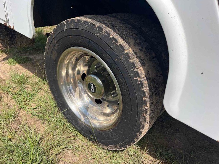 2018-ford-f550-xl-image-26
