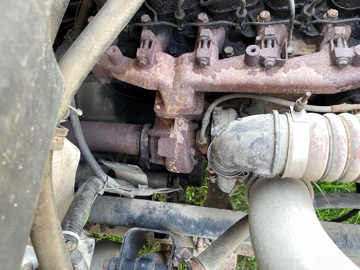 #1013-•-1992-freightliner-cummins-(has-mn-title)-image-50
