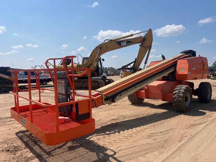 2008-jlg-600s-image-4