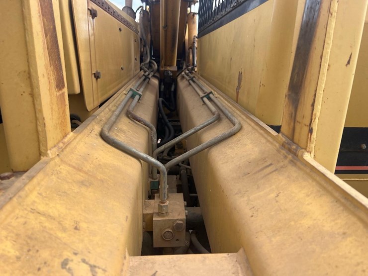 1998-caterpillar-th62-image-12