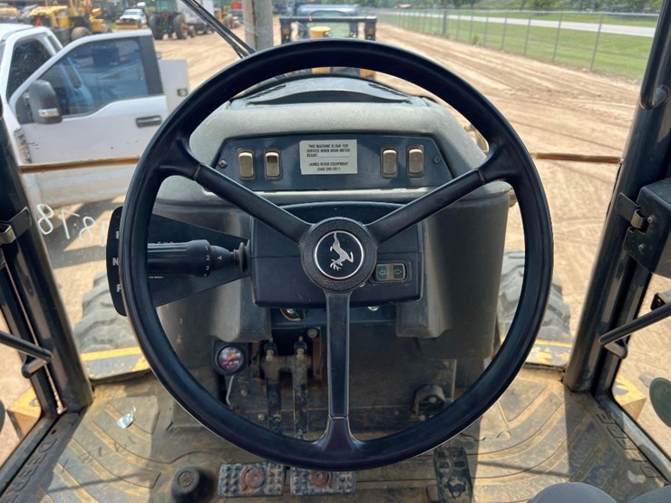 2004-deere-310sg-image-38