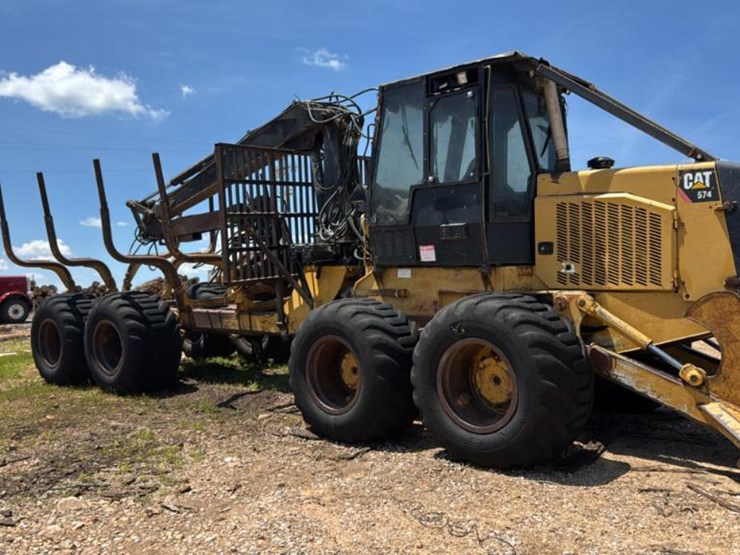 2008-caterpillar-574-image-8
