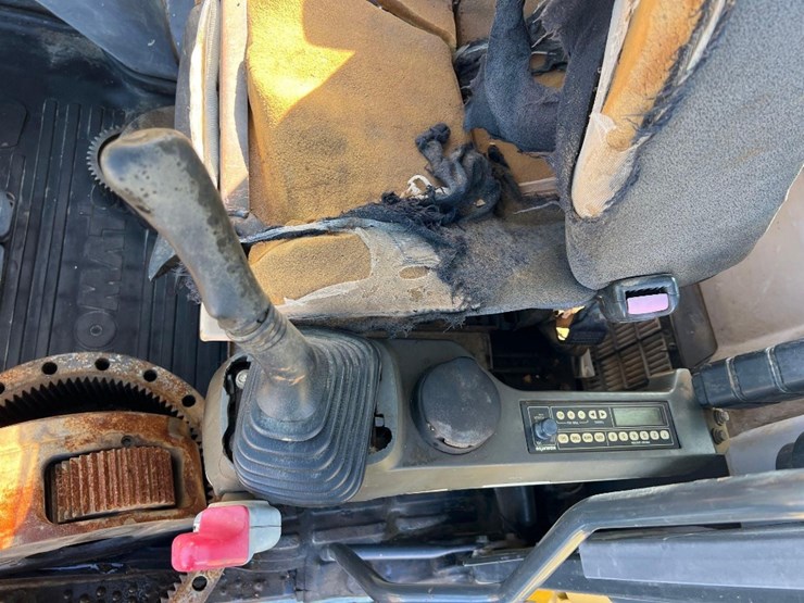 komatsu-pc200-lc-8-image-41