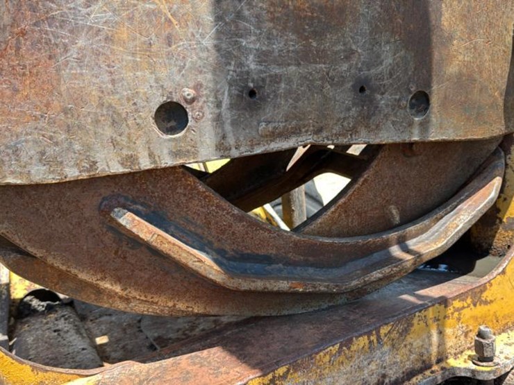 2008-caterpillar-574-image-17