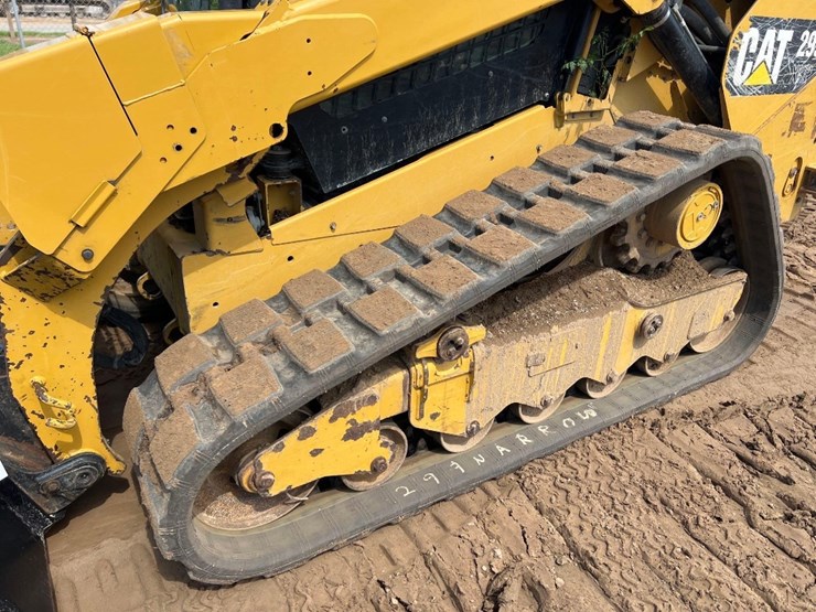 2019-caterpillar-299d2-xhp-image-8