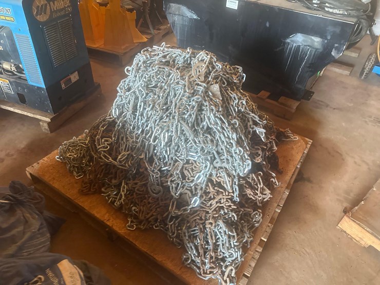 **sold-onsite-only---no-online-bids-accepted**-truck-tire-chains-image-7