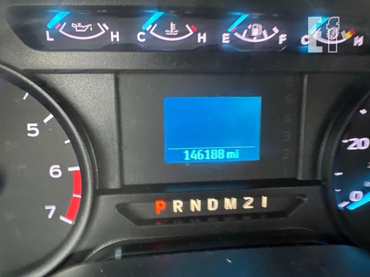 2019-ford-f350-xl-image-17