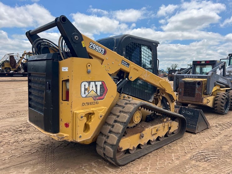 2023-caterpillar-299d3-image-4