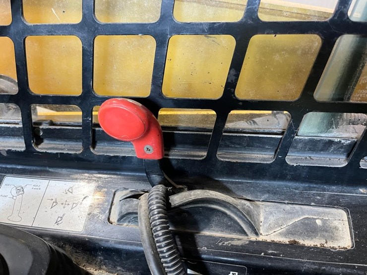 2018-john-deere-328-image-28
